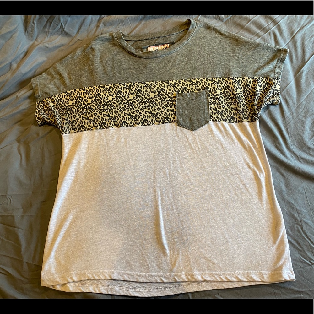 Reflex Leopard Color Block Shirt Size Medium